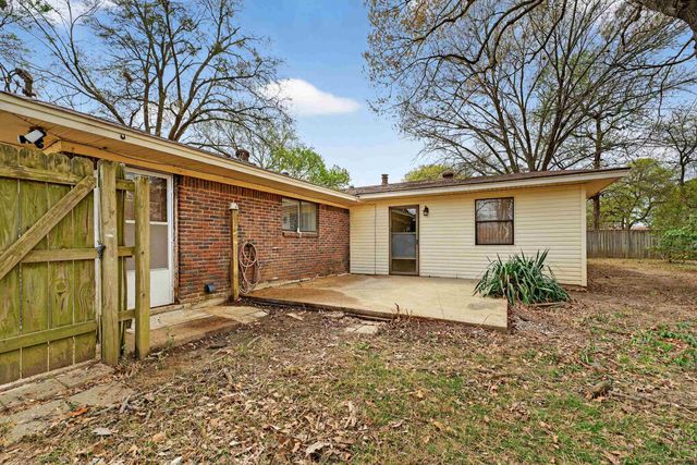 307 Fairlane Dr., Longview, TX 75604