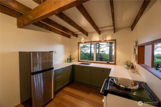 702 Cathedral Drive, Coupeville, WA 98239