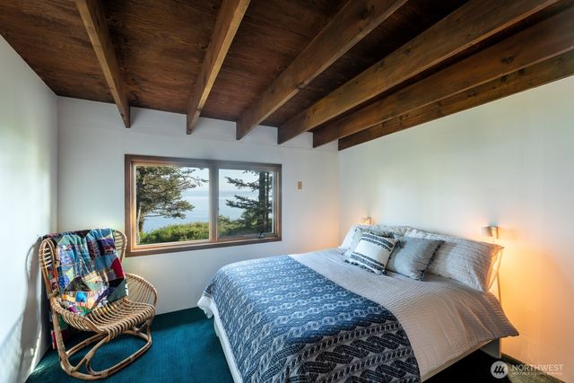 702 Cathedral Drive, Coupeville, WA 98239