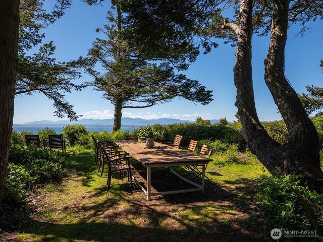 702 Cathedral Drive, Coupeville, WA 98239