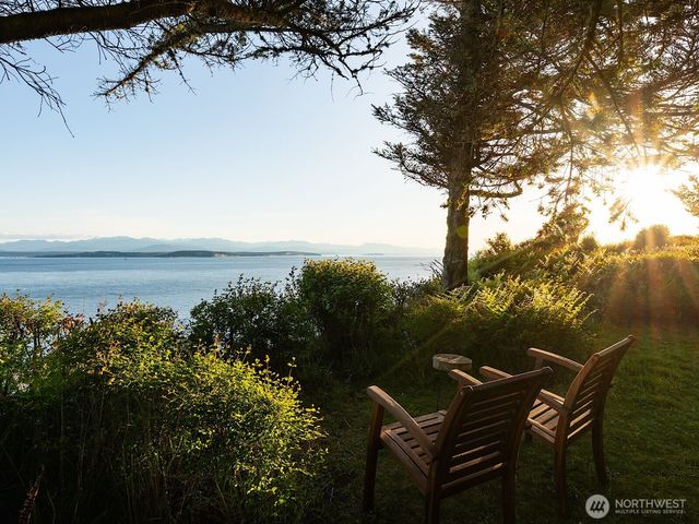 702 Cathedral Drive, Coupeville, WA 98239