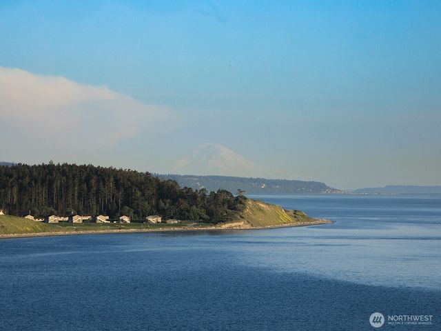 702 Cathedral Drive, Coupeville, WA 98239
