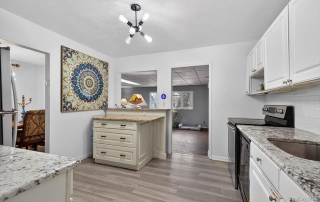 372 Clay Pitts Road, East Northport, NY 11731