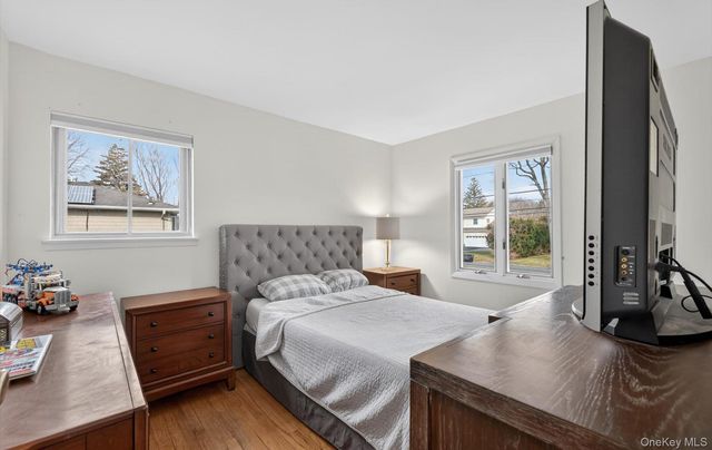 372 Clay Pitts Road, East Northport, NY 11731