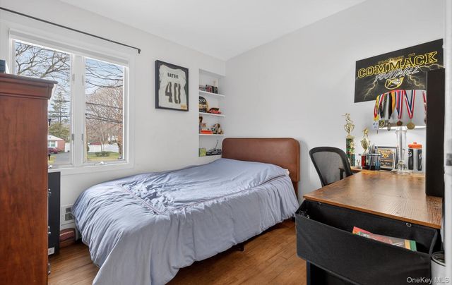 372 Clay Pitts Road, East Northport, NY 11731