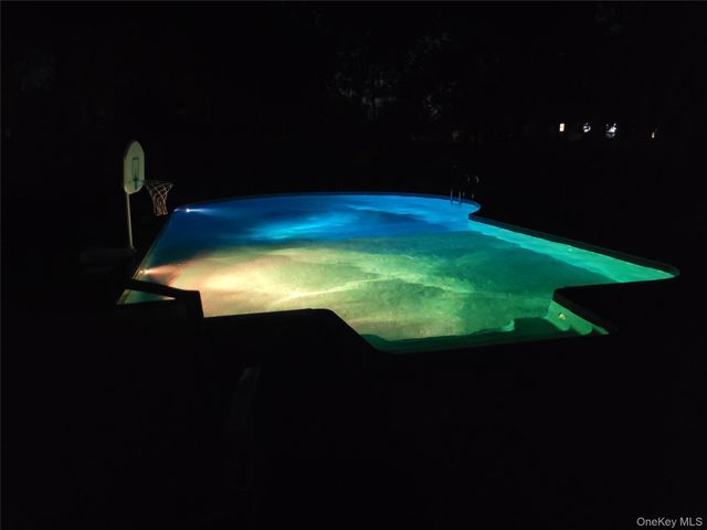 372 Clay Pitts Road, East Northport, NY 11731