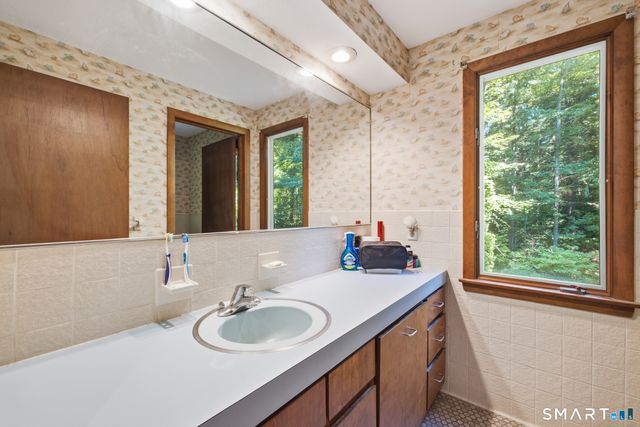 15 Green Hill Drive, Bolton, CT 06043