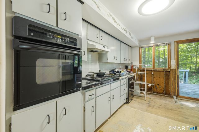 15 Green Hill Drive, Bolton, CT 06043