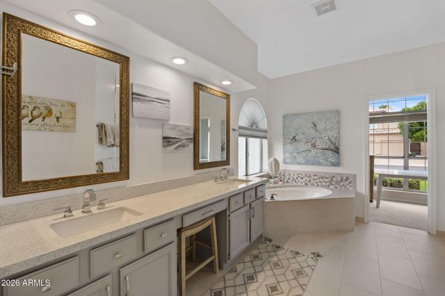 16008 S 38th Way, Phoenix, AZ 85048