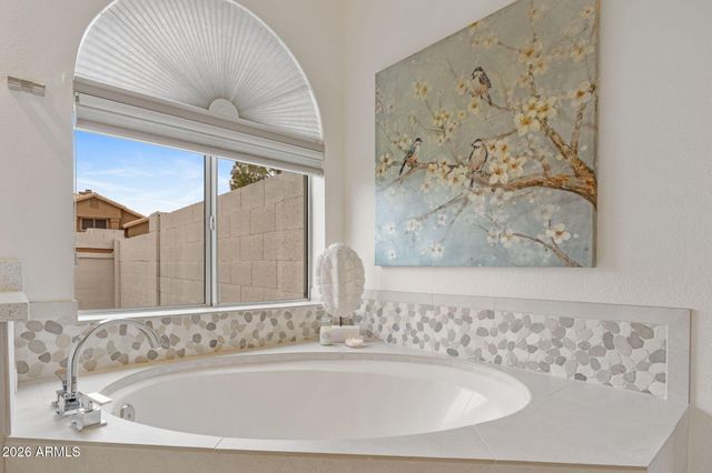 16008 S 38th Way, Phoenix, AZ 85048