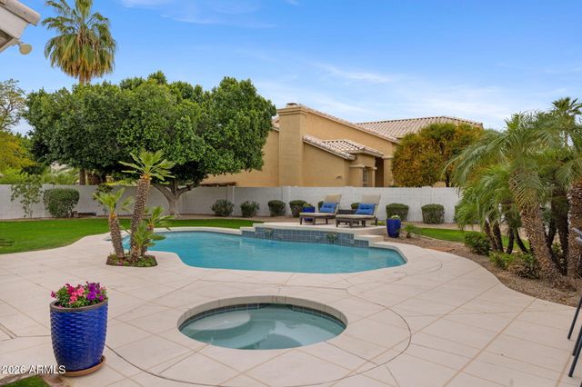 16008 S 38th Way, Phoenix, AZ 85048