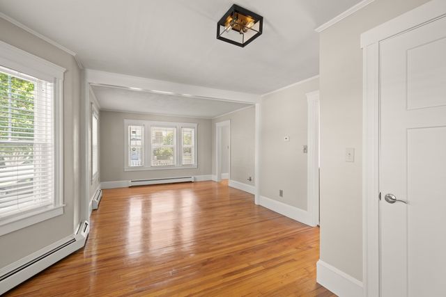 61 Upland Ave, Haverhill, MA 01835