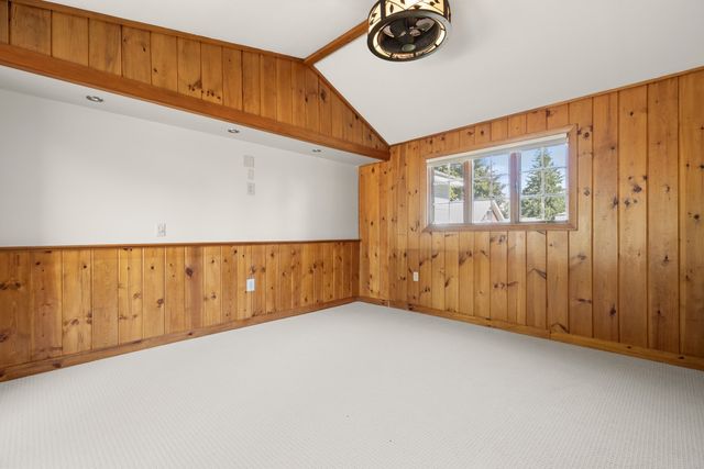 61 Upland Ave, Haverhill, MA 01835