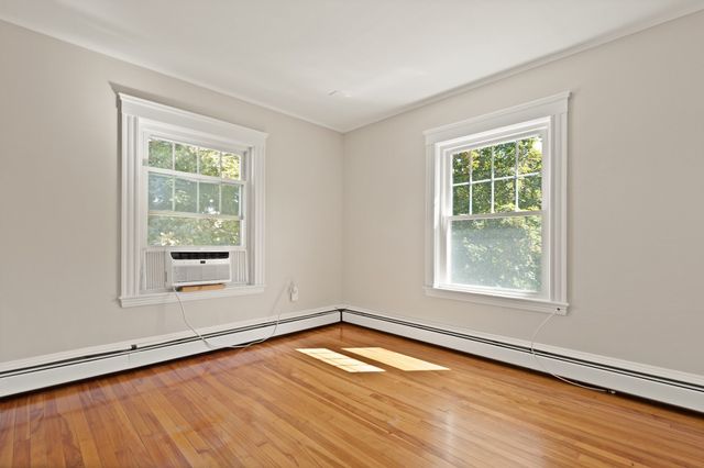 61 Upland Ave, Haverhill, MA 01835