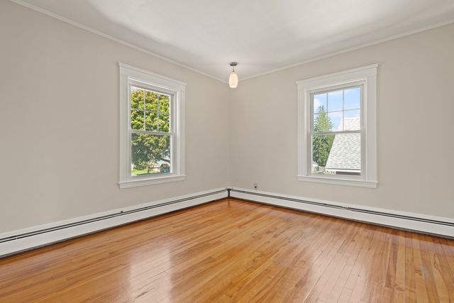 61 Upland Ave, Haverhill, MA 01835