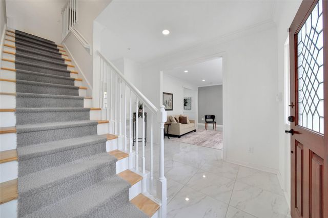 32 Tanager Trail, The Woodlands, TX 77381