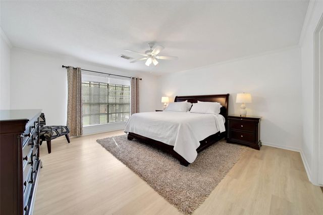 32 Tanager Trail, The Woodlands, TX 77381