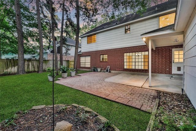 32 Tanager Trail, The Woodlands, TX 77381