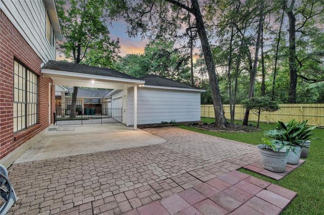 32 Tanager Trail, The Woodlands, TX 77381