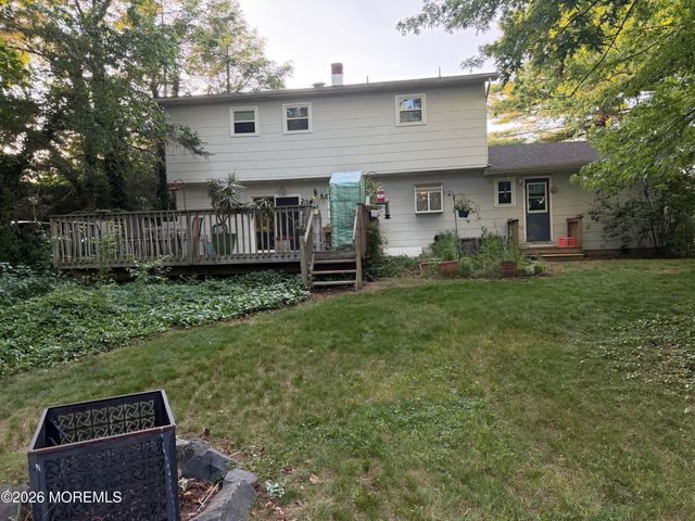 9 Lexington Road, Howell, NJ 07731