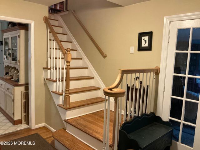 9 Lexington Road, Howell, NJ 07731