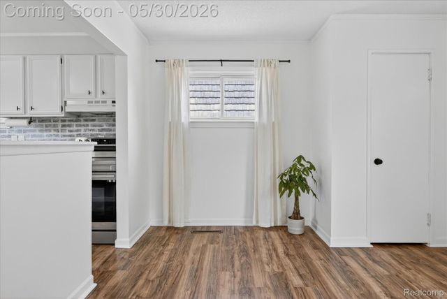 181 Brandt Street, Garden City, MI 48135