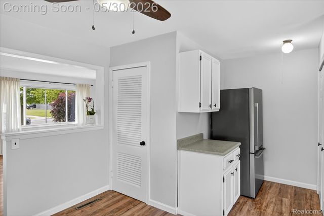 181 Brandt Street, Garden City, MI 48135