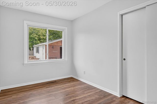 181 Brandt Street, Garden City, MI 48135