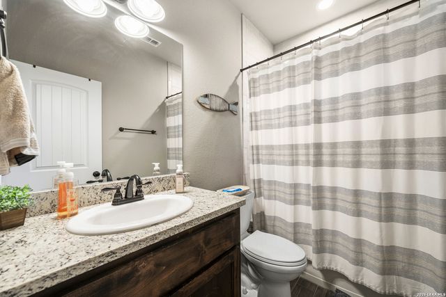 1885 Deer Run, Canyon Lake, TX 78133