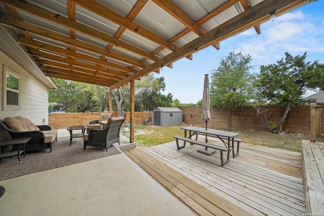 1885 Deer Run, Canyon Lake, TX 78133