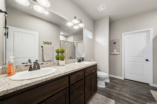 1885 Deer Run, Canyon Lake, TX 78133