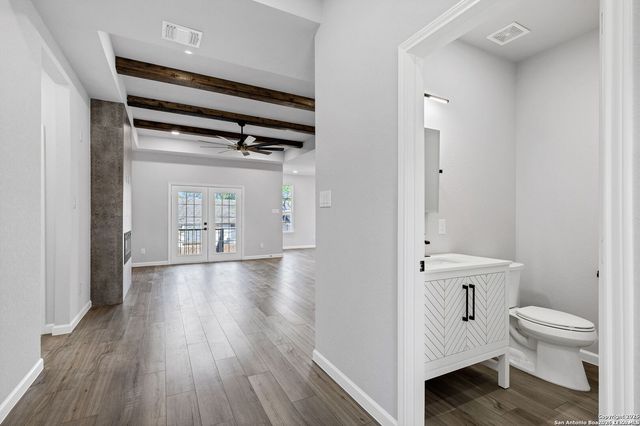 10032 Tammie Hill, Converse, TX 78109