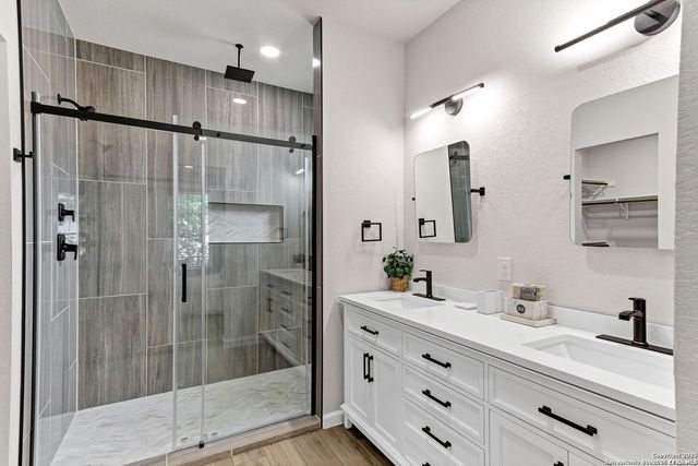 10032 Tammie Hill, Converse, TX 78109