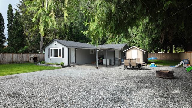 8892 Peavey Road, Sedro Woolley, WA 98284