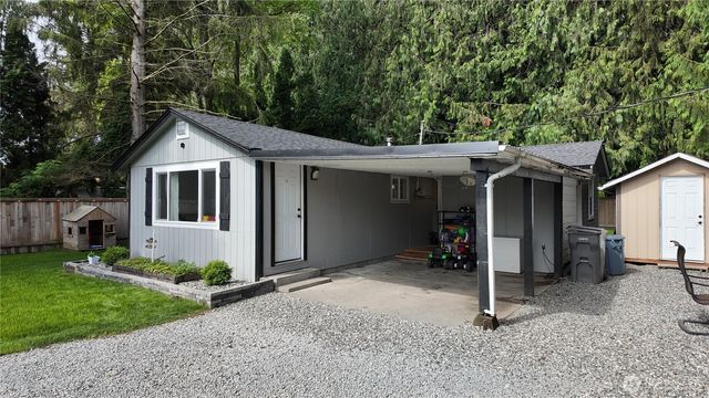 8892 Peavey Road, Sedro Woolley, WA 98284