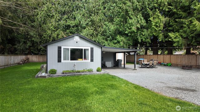 8892 Peavey Road, Sedro Woolley, WA 98284