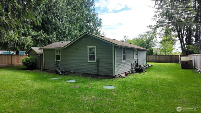 8892 Peavey Road, Sedro Woolley, WA 98284