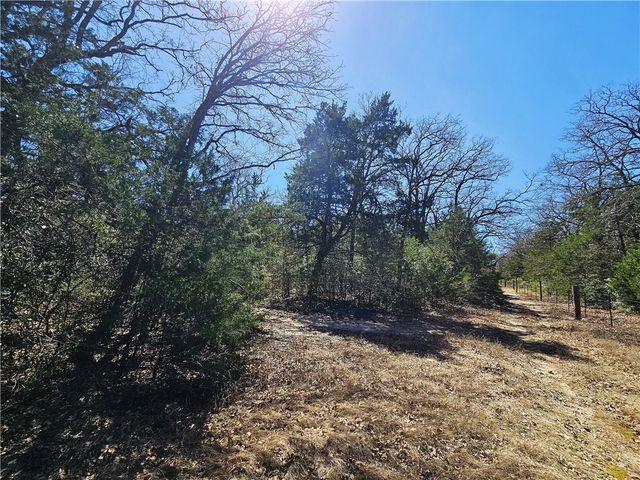 1596 LCR 800, Groesbeck, TX 76642