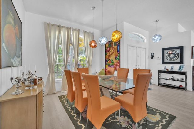 16423 Segovia Circle S, Fort Lauderdale, FL 33331