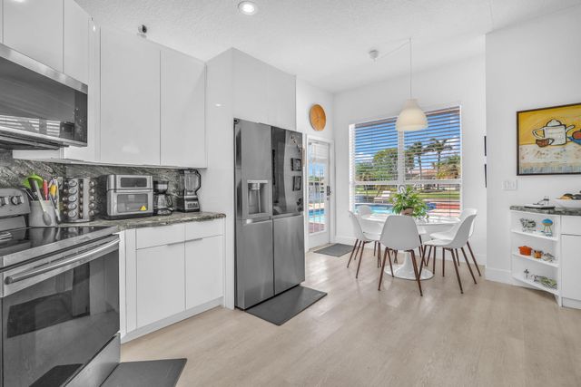 16423 Segovia Circle S, Fort Lauderdale, FL 33331