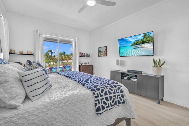 16423 Segovia Circle S, Fort Lauderdale, FL 33331