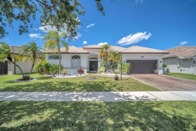 16423 Segovia Circle S, Fort Lauderdale, FL 33331