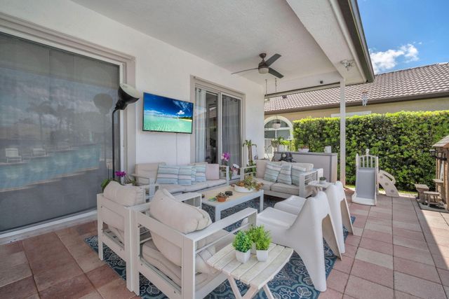 16423 Segovia Circle S, Fort Lauderdale, FL 33331