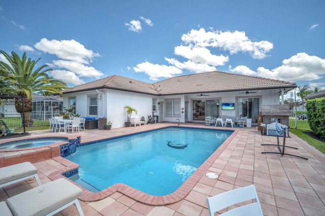 16423 Segovia Circle S, Fort Lauderdale, FL 33331