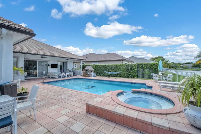 16423 Segovia Circle S, Fort Lauderdale, FL 33331