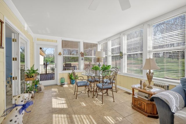 612 Cloverbrook Ln, Franklin, TN 37067