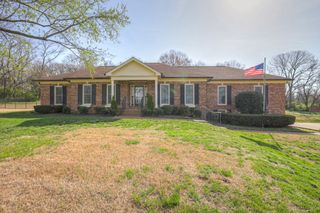 612 Cloverbrook Ln, Franklin, TN 37067