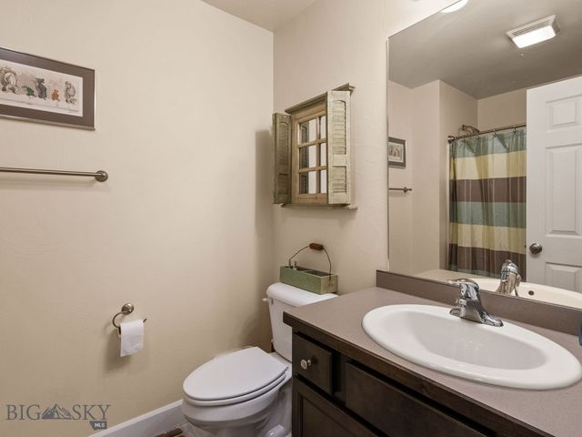 1004 Falcon Ridge Boulevard, Belgrade, MT 59714