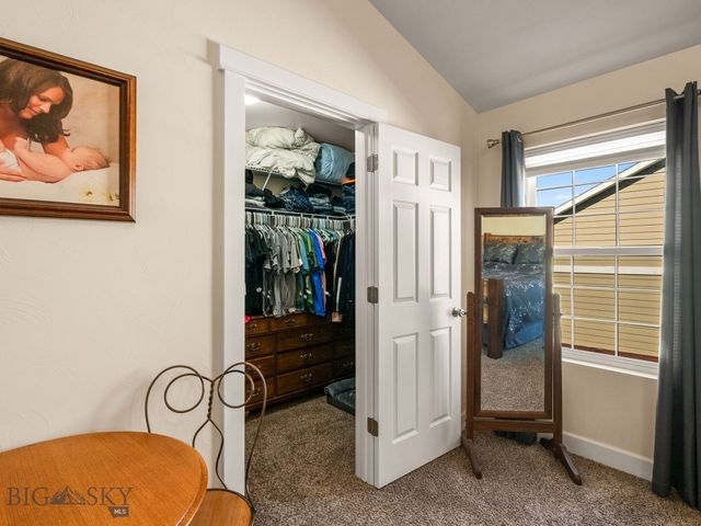 1004 Falcon Ridge Boulevard, Belgrade, MT 59714