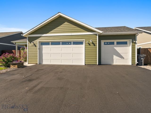 1004 Falcon Ridge Boulevard, Belgrade, MT 59714